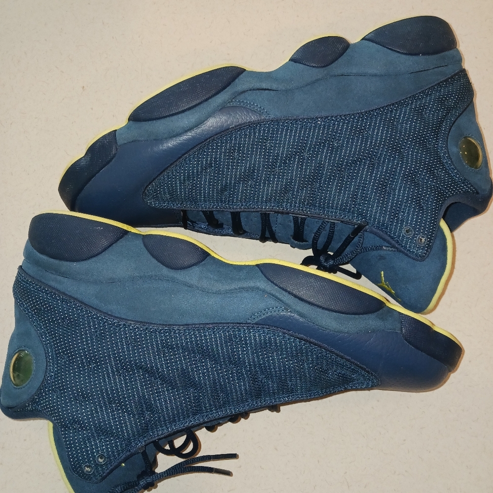 retro 13 squadron blue